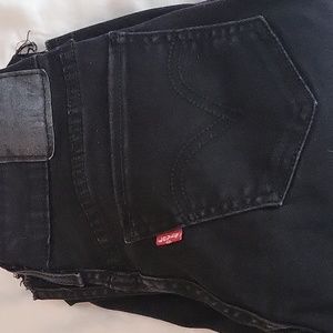 Levis black holy jeans